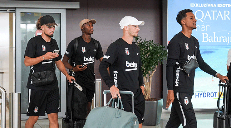 Beşiktaş sezon öncesi çalışmalarına devam edeceği Slovakya'ya ulaştı